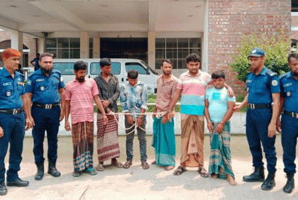 দুমকিতে গরু চোর চক্রের ৬ সদস্য গ্রেফতার