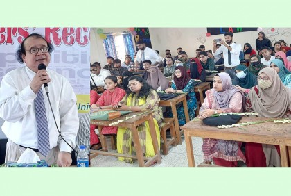 র‌্যাগিংয়ে জড়িতদের ছাড় না দেয়ার হুঁশিয়ারি ববি উপাচার্যের