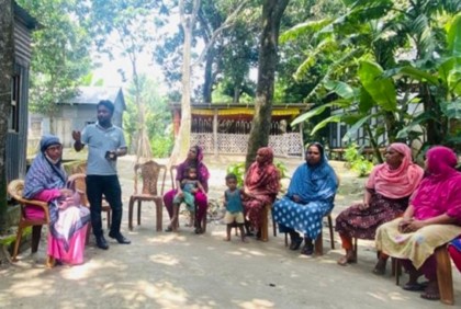 দম্পতিদের নিয়ে সচেতনতা ও পরামর্শমূলক উঠান বৈঠক