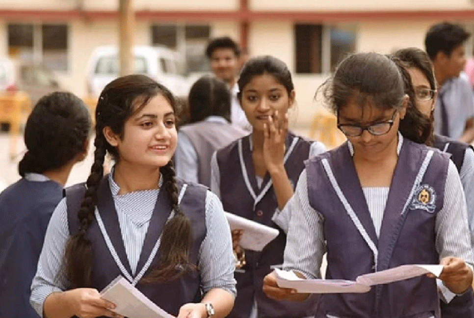 কলেজ পায়নি ৪৫ হাজার ভর্তিচ্ছু শিক্ষার্থী