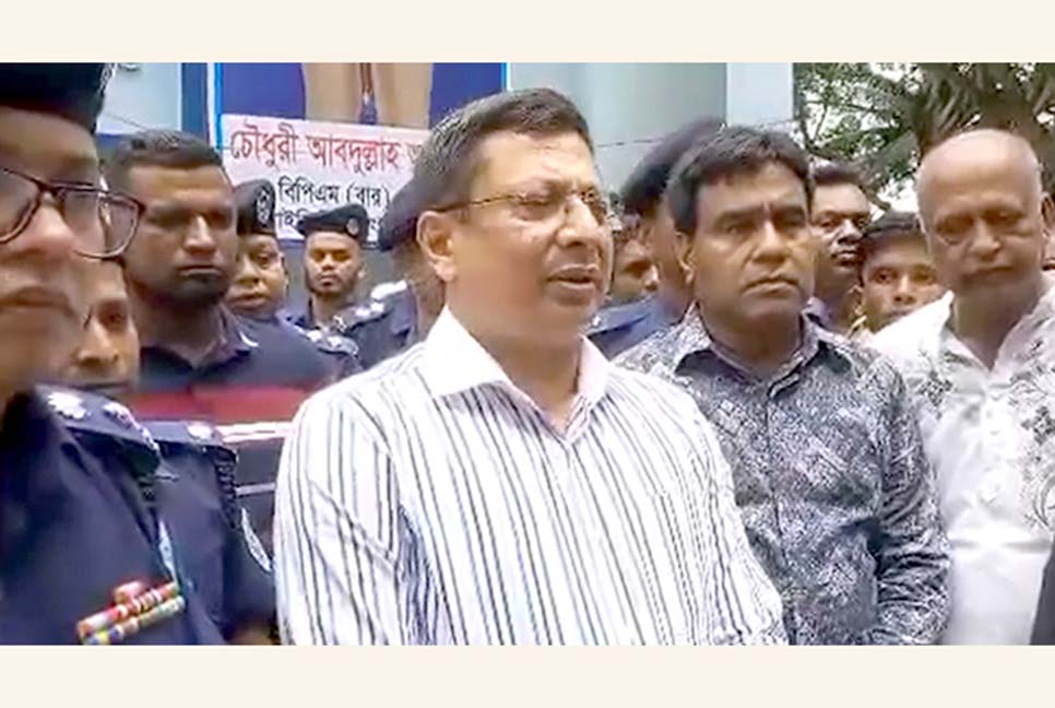আগামী সংসদ নির্বাচন সফল করতে প্রস্তুত আছে পুলিশ : আইজিপি 

