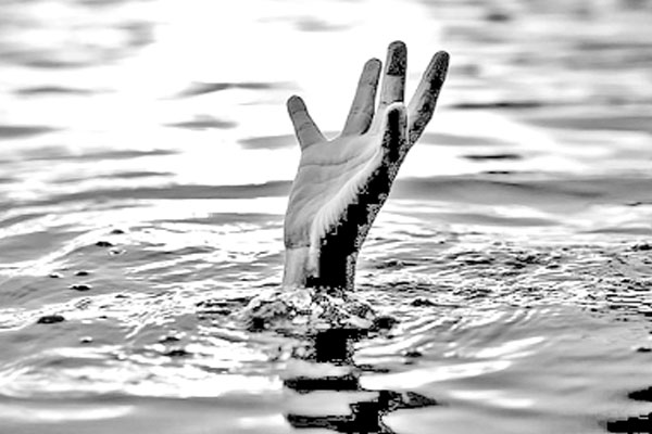 পানিতে ডুবে মা-মেয়েসহ পাঁচজনের প্রাণহানি