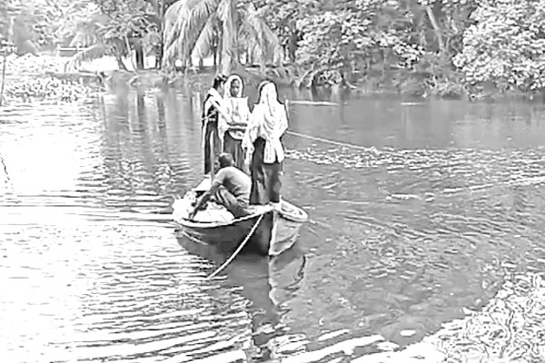 দড়িটানা নৌকাই ভরসা