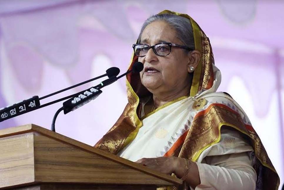 আসুন জাতি-ধর্ম নির্বিশেষে সবাই মিলে স্মার্ট বাংলাদেশ গড়ে তুলি : প্রধানমন্ত্রী

