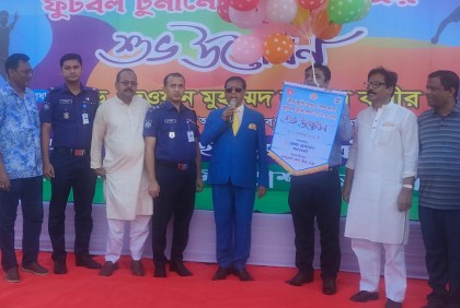 জয়পুরহাটে বীর মুক্তিযোদ্ধা গোল্ডকাপ ফুটবল টুর্নামেন্ট শুরু 