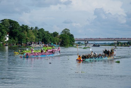 তিতাস নদীতে নৌকা বাইচ অনুষ্ঠিত