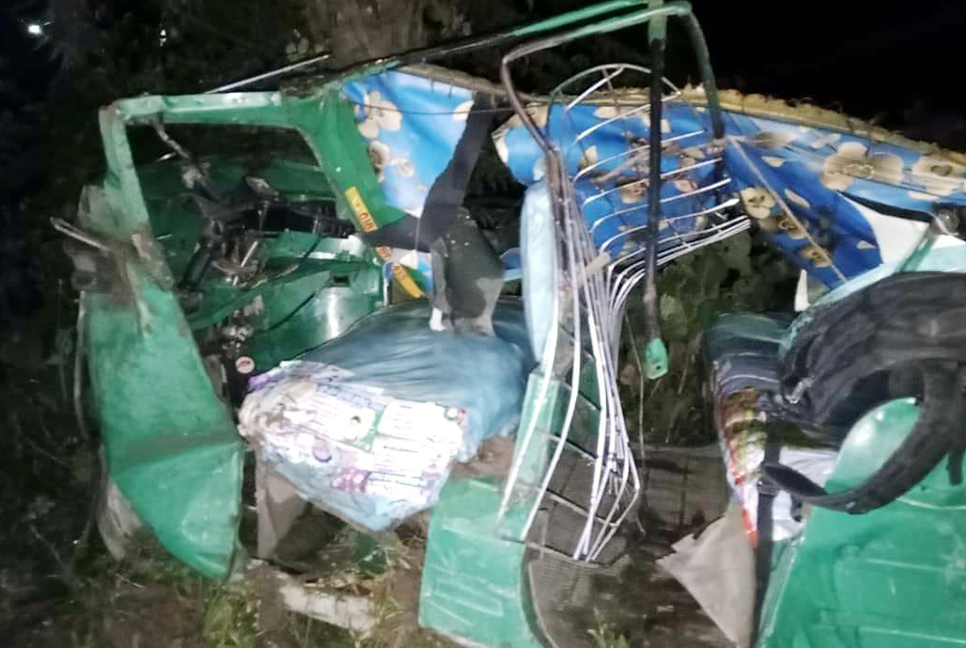 হবিগঞ্জে পিকআপ ভ্যান ও সিএনজি সংঘর্ষে নারীসহ নিহত ৩