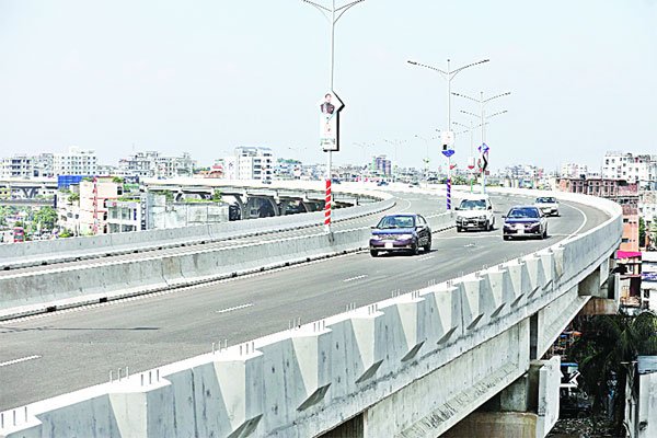 অলৌকিক নাকি বিপ্লব ঢাকায় উড়ালসড়ক