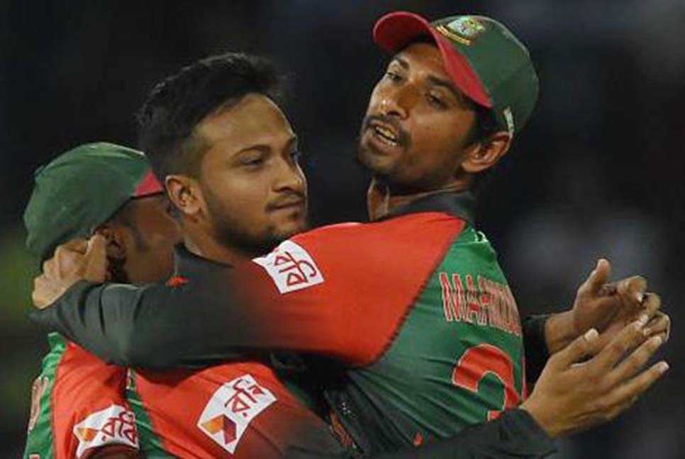 ‘আমার কাছে মনে হয় প্রশ্নটা খুবই অপ্রাসঙ্গিক’

