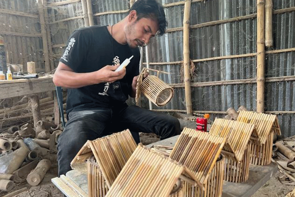 বাঁশ দিয়ে নান্দনিক পণ্য