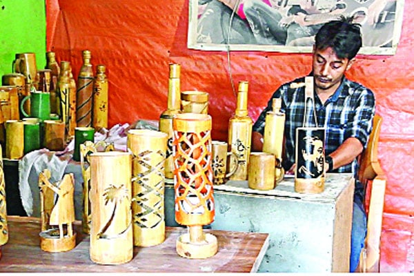 বাঁশ দিয়ে নান্দনিক পণ্য