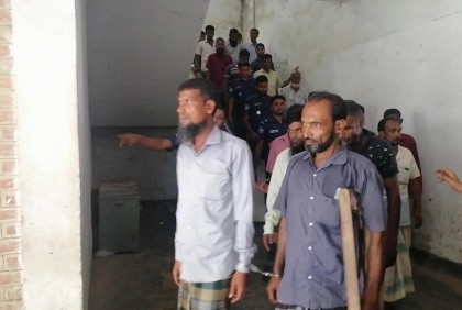 চুয়াডাঙ্গায় ডাকাতি মামলায় ১২ জনের কারাদণ্ড