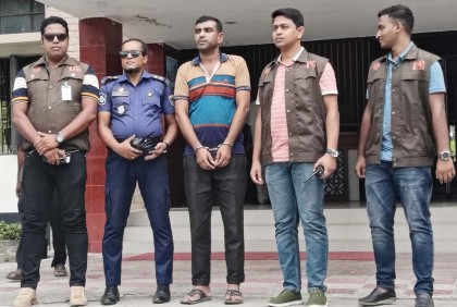 ঝিনাইদহে অমিতাভ হত্যা মামলার আসামি গ্রেফতার