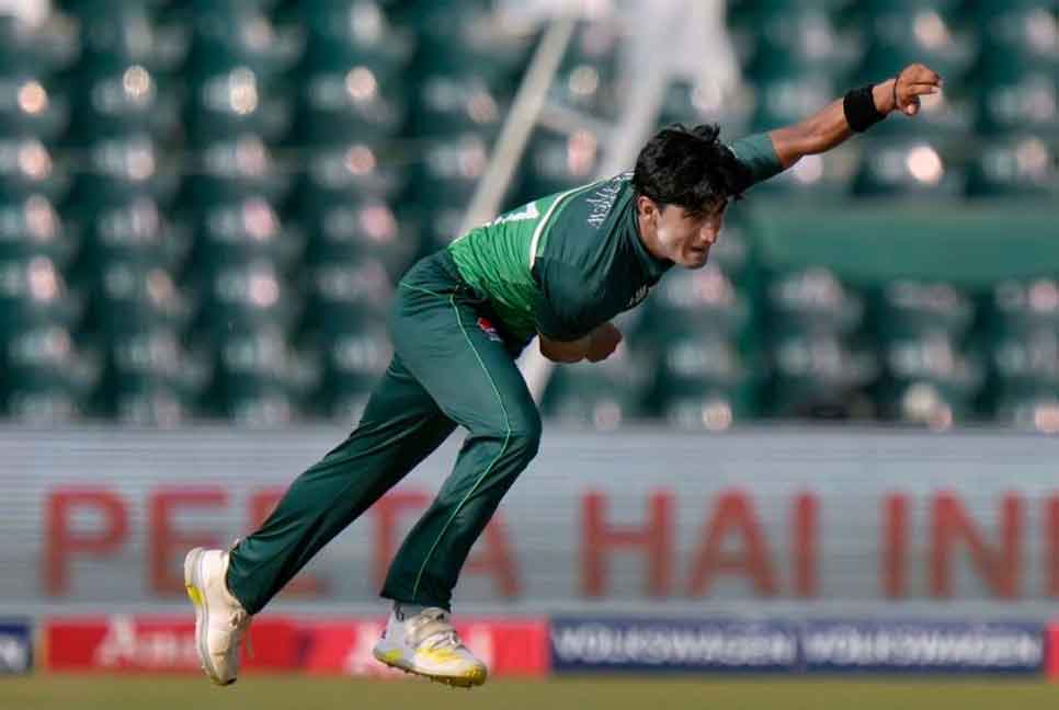 পাকিস্তান শিবিরে হতাশা! নাসিমকে নিয়ে বিশ্বকাপেও শঙ্কা