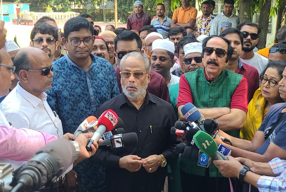 দ্রব্যমূল্য নিয়ন্ত্রণে সরকার সম্পূর্ণ ব্যর্থ : জিএম কাদের

