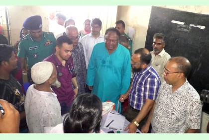 সরকার স্বাস্থ্য সুরক্ষায় নানা উদ্যোগ বাস্তবায়ন করছে : বাণিজ্যমন্ত্রী