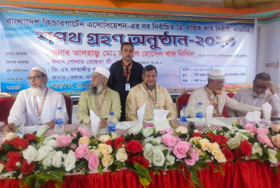 দেশের মানুষ কষ্টে থাকুক বঙ্গবন্ধুর কন্যা কখনোই তা চান না : নিখিল

