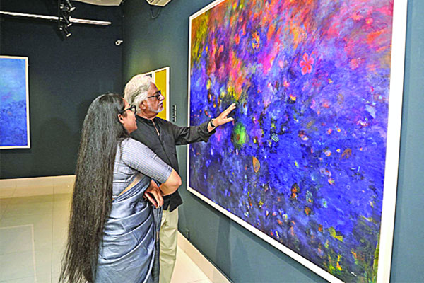 একক প্রদর্শনী আত্মদৃষ্টি