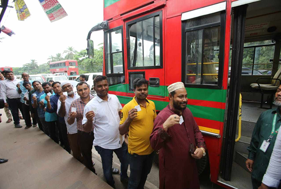 এলিভেটেড এক্সপ্রেসওয়েতে বিআরটিসি'র বাস চলাচল শুরু

