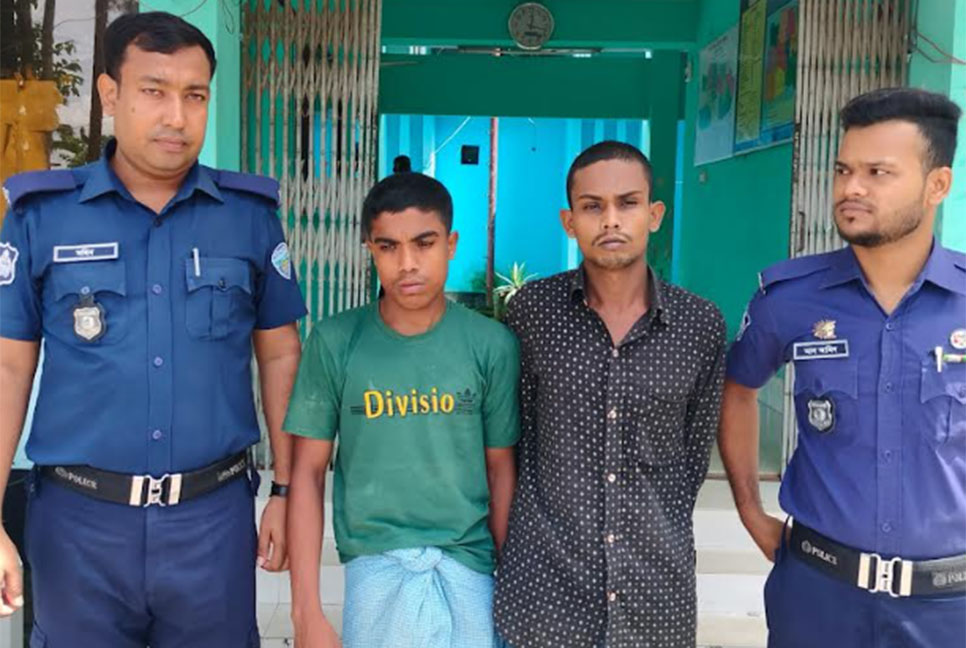বেগমগঞ্জে দিনমজুরকে কুপিয়ে হত্যা, গ্রেফতার ২