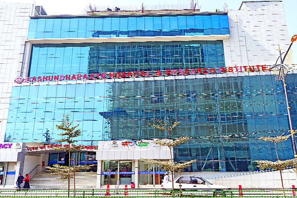 আলো ছড়াচ্ছে চোখের সেবায়