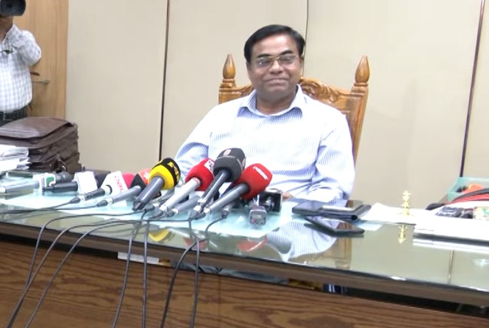 এখনই স্বরাষ্ট্র মন্ত্রণালয়ে যাচ্ছে না এনআইডি কার্যক্রম : ইসি সচিব