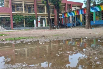 কালিয়াকৈরে ডেঙ্গু আতঙ্কে শিক্ষার্থীরা 