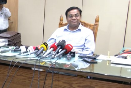 এখনই স্বরাষ্ট্র মন্ত্রণালয়ে যাচ্ছে না এনআইডি কার্যক্রম : ইসি সচিব