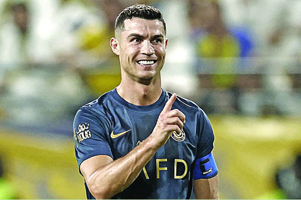 অভিষেকে জয় রোনালদোর