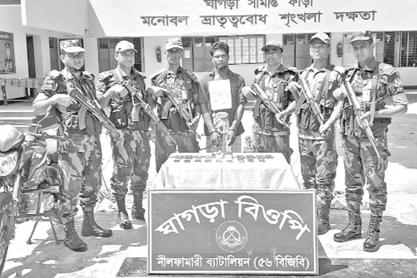 সীমান্তে বেড়েছে সোনা চোরাচালান