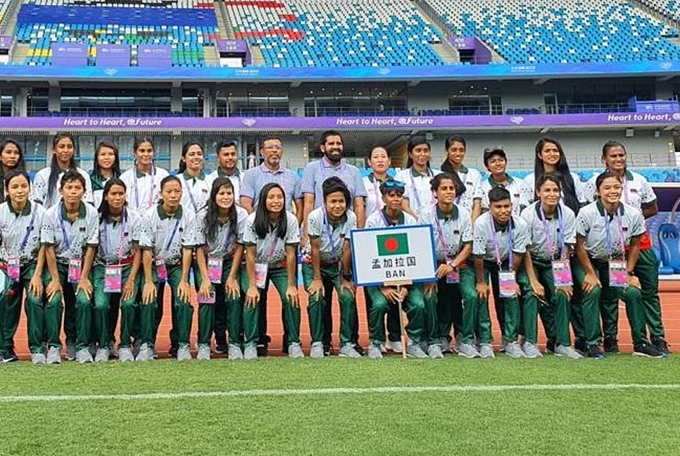 বাংলাদেশের জালে জাপানের মেয়েদের দুই হালি গোল!