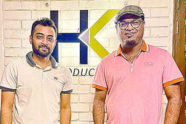 এক যুগ পরে ফের একসঙ্গে চাচা-ভাতিজা