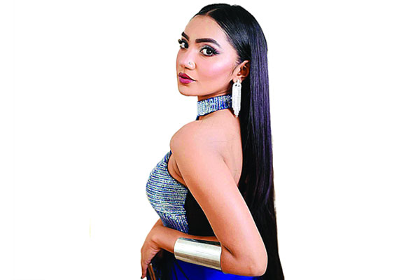 চ্যালেঞ্জিং চরিত্রে অভিনয়ের সুযোগ খুঁজি