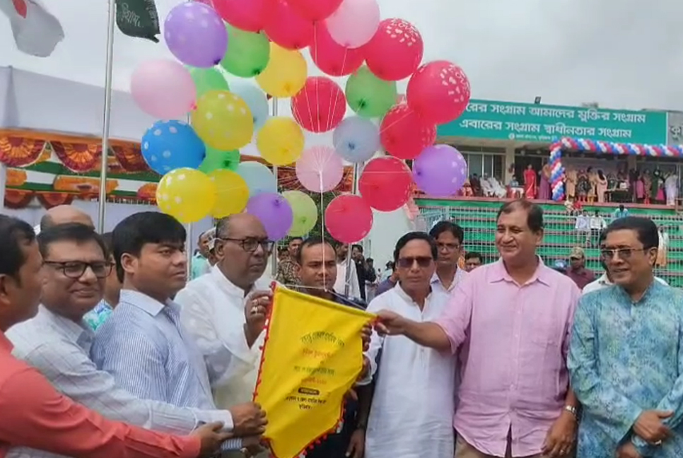 কুড়িগ্রামে বঙ্গবন্ধু ও বঙ্গমাতা গোল্ডকাপ ফুটবল টুর্নামেন্ট উদ্বোধন

