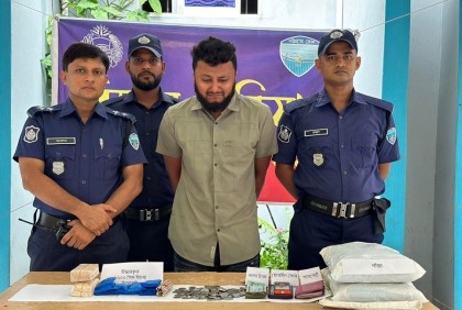 কুমিল্লায় ইয়াবাসহ ছাত্রলীগ নেতা গ্রেফতার 