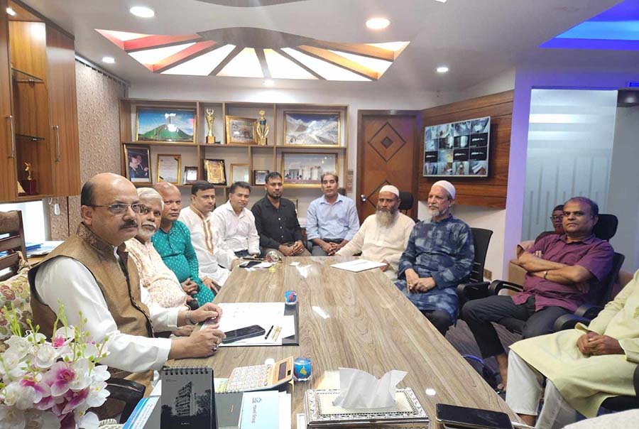 'সংকট আসন্ন, সমাধানের উদ্যোগ নিতে হবে রাজনৈতিক দলগুলোকেই'