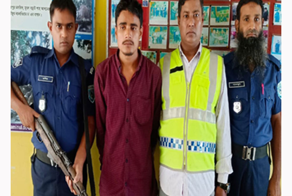 ঠাকুরগাঁওয়ে ইয়াবাসহ মাদক ব্যবসায়ী গ্রেফতার