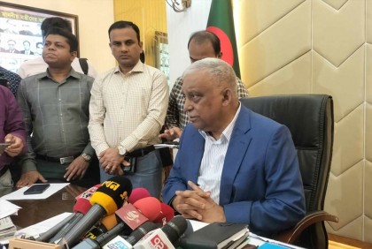 আদালতের অনুমতি ছাড়া খালেদা জিয়ার বিদেশে চিকিৎসা সম্ভব নয় : স্বরাষ্ট্রমন্ত্রী

