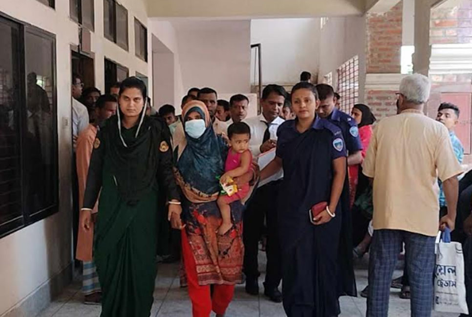 লক্ষ্মীপুরে শিশুকে হত্যার দায়ে সৎ মায়ের ১০ বছরের সাজা 