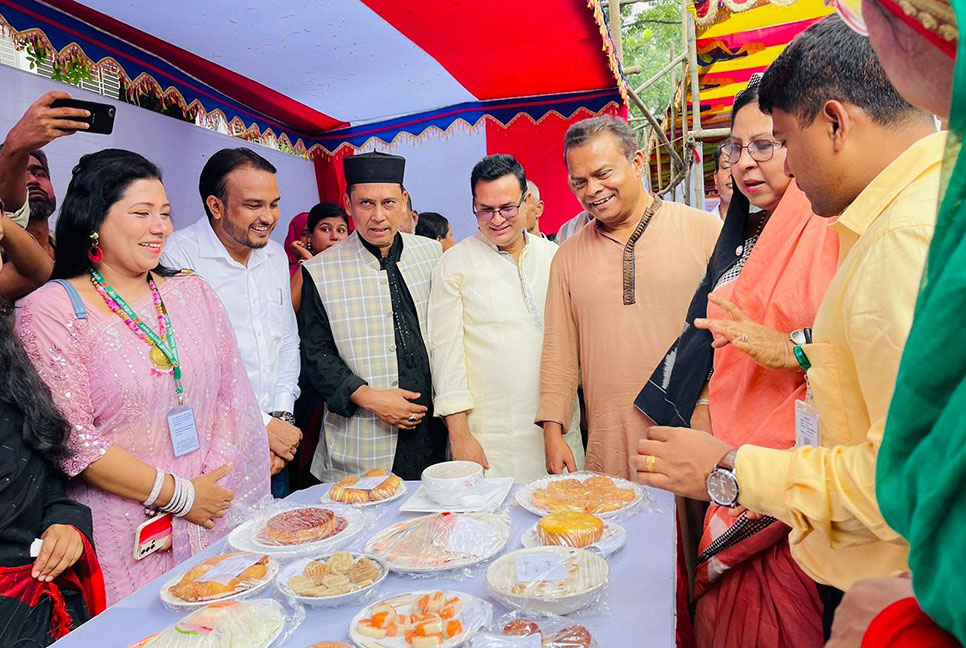 গাজীপুরে উদ্বুদ্ধকরণ কর্মশালা ও ভাতা বিতরণ
