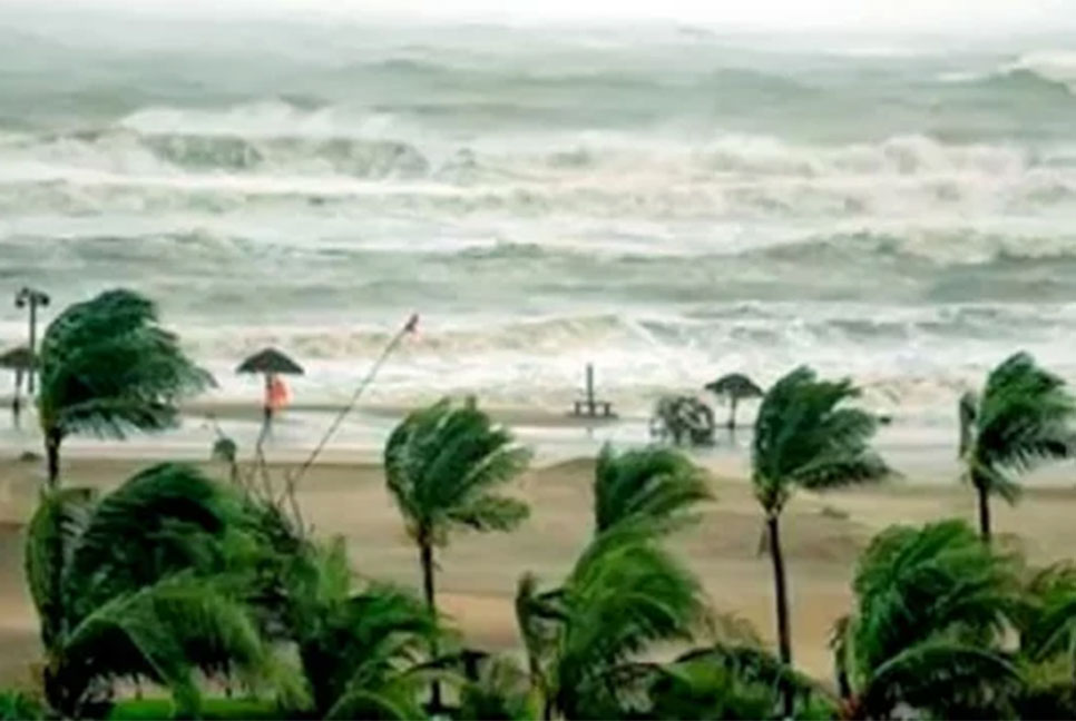 সাগরে লঘুচাপ সৃষ্টির পূর্বাভাস, ভারী বৃষ্টিপাতের সম্ভাবনা
