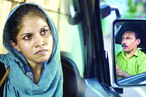 অস্কারে ‘পায়ের তলায় মাটি নাই’