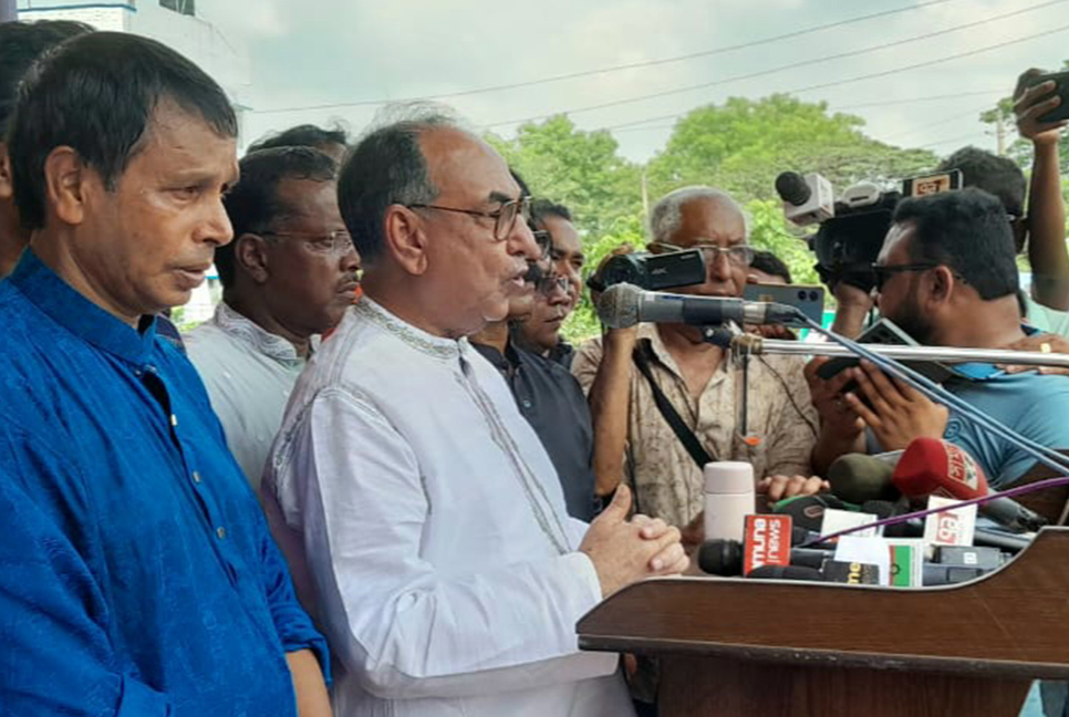 বর্তমান সরকারের অবস্থা হীরক রাজার মতই হবে: মির্জা আব্বাস