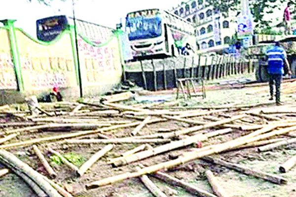 বিএনপির মঞ্চ ভাঙচুর, স্থগিত সমাবেশ