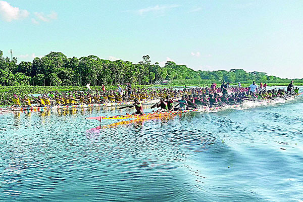 বর্ণি বাঁওড়ে বর্ণিল বাইচ
