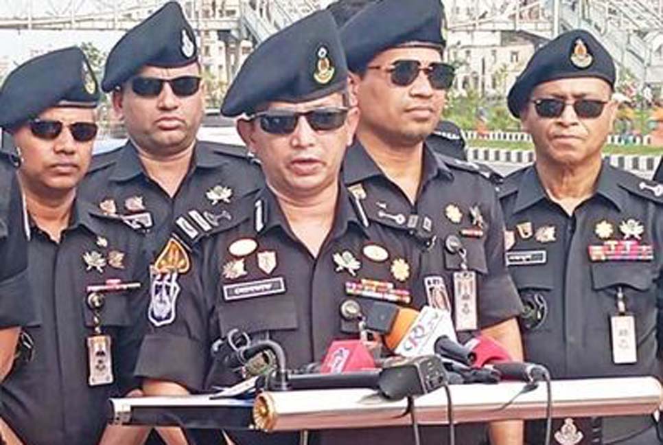 রাজধানীতে নিরাপত্তা জোরদারে র‌্যাবের রোবাস্ট পেট্রোল ও চেকপোস্ট


