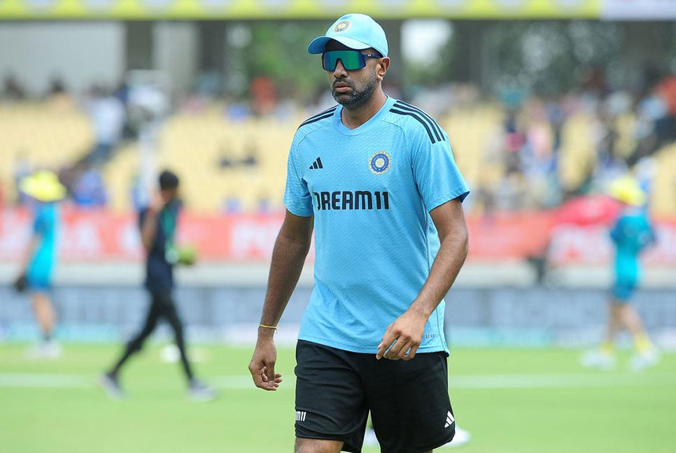 ভারতের বিশ্বকাপ দলে হঠাৎ আশ্বিন কেন?