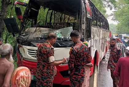গোপালগঞ্জে বাসের ধাক্কায় অটোরিকশার ২ যাত্রী নিহত 