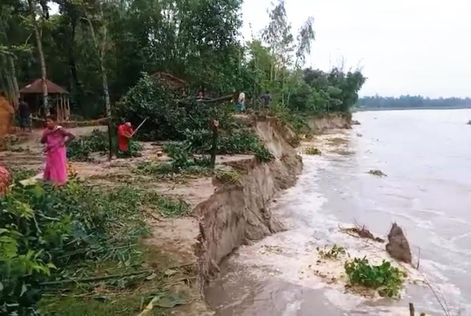 কুড়িগ্রামে বন্যা পরিস্থিতির উন্নতি, দেখা দিয়েছে তীব্র ভাঙন