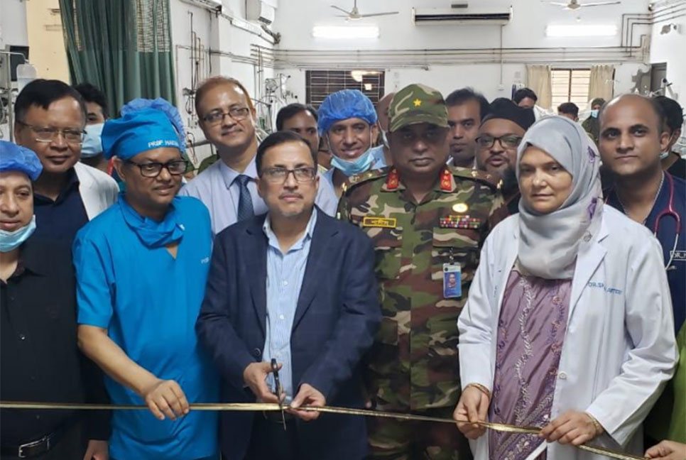 চমেক হাসপাতালের আইসিইউতে ডায়ালাইসিস শুরু